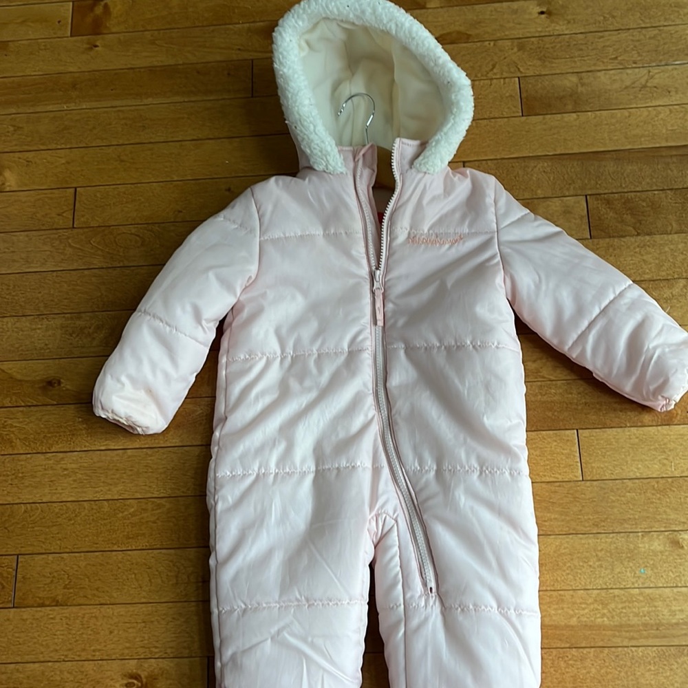 Snow suit